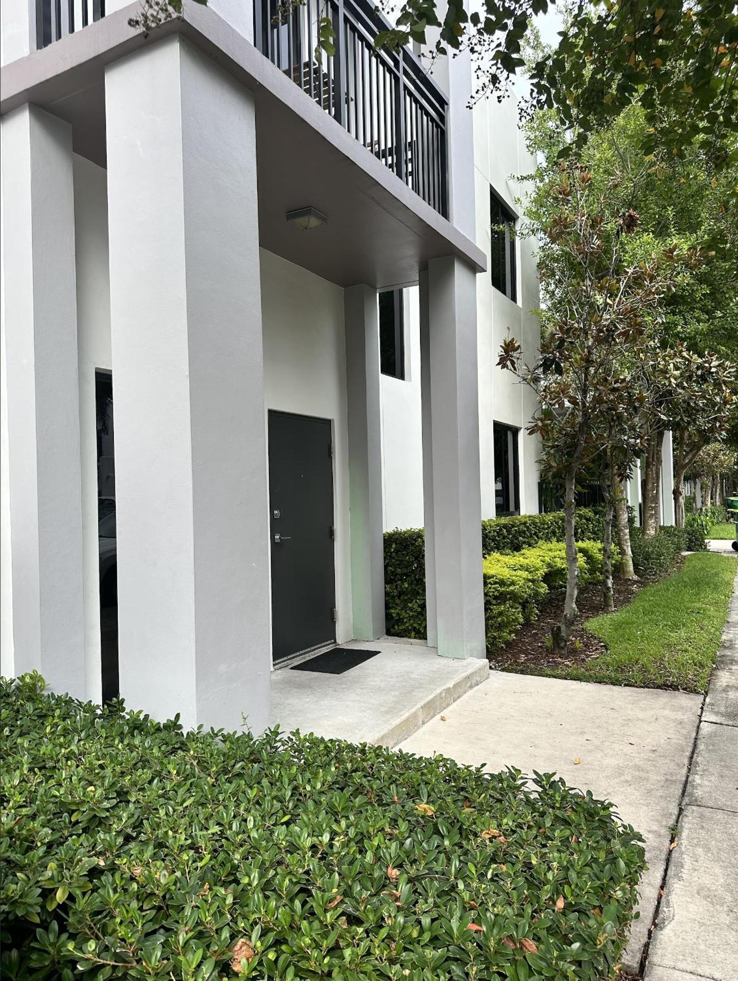 Master Bed Room In Calle Ocho マイアミ エクステリア 写真