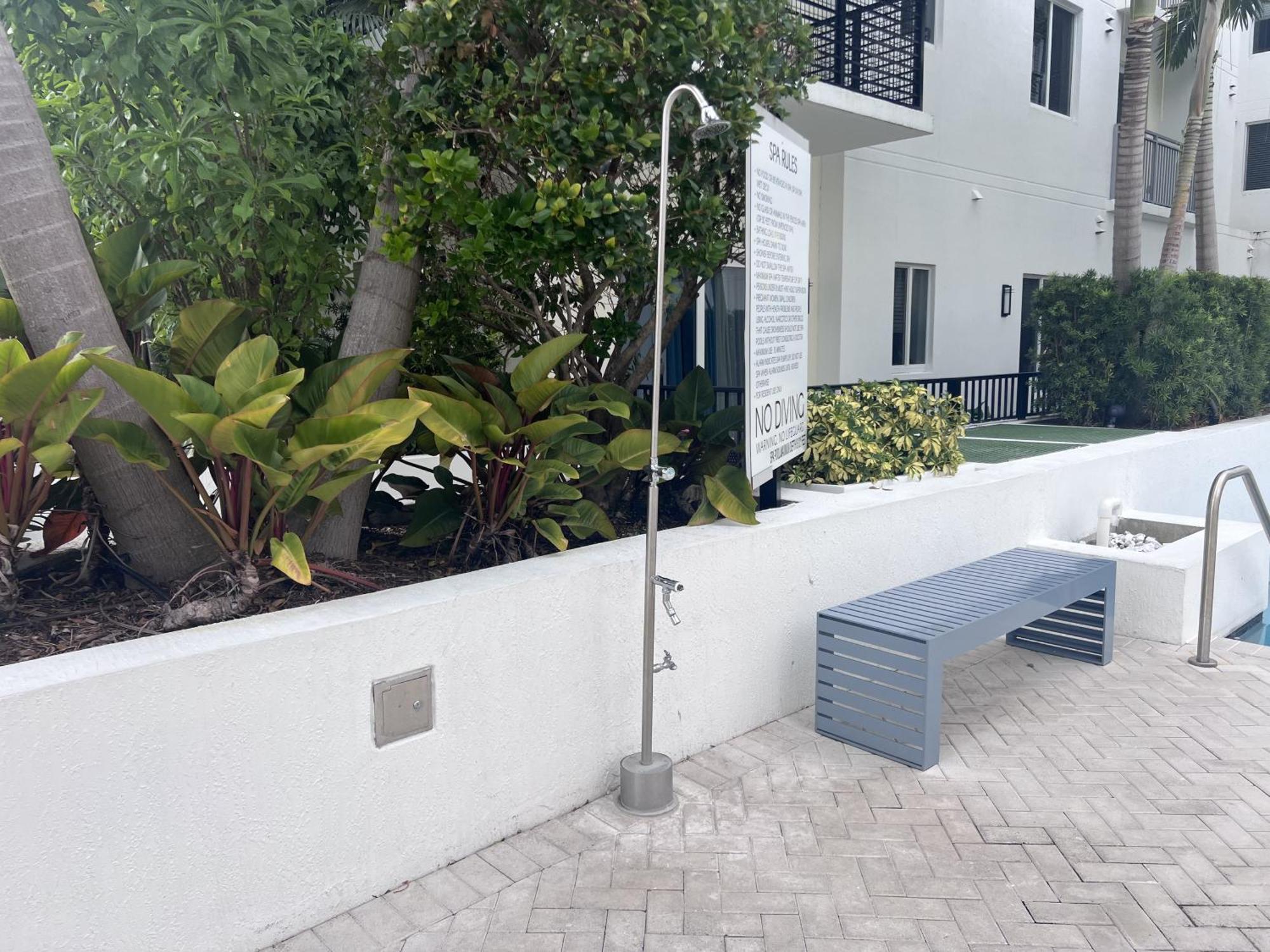 Master Bed Room In Calle Ocho マイアミ エクステリア 写真